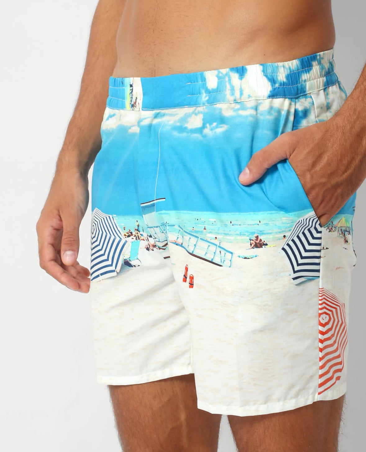 BEACHSIDE PRINT SWIM SHORT