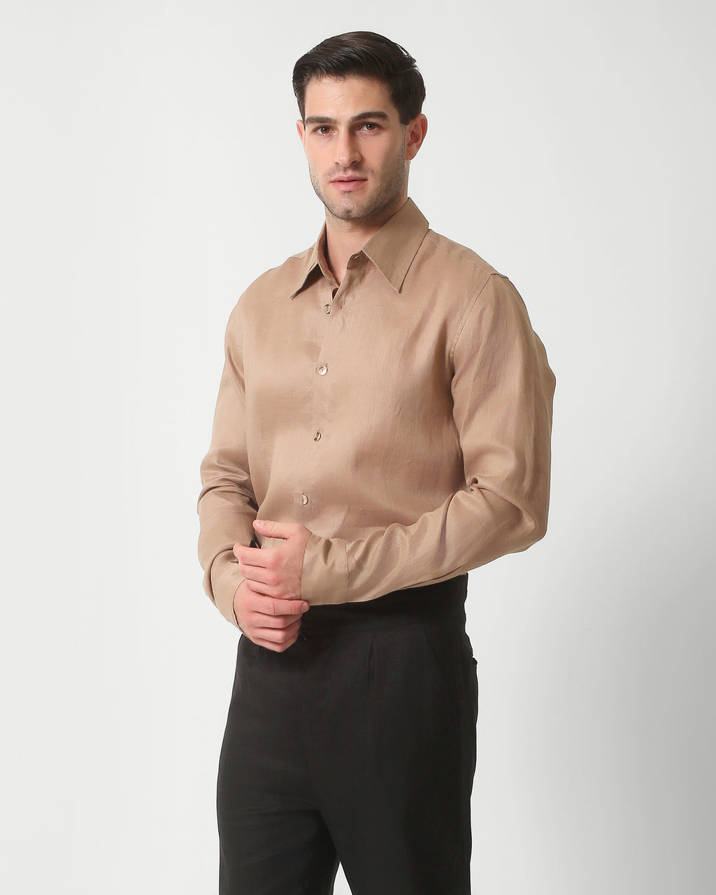 CLASSIC LINEN SHIRT - TAN
