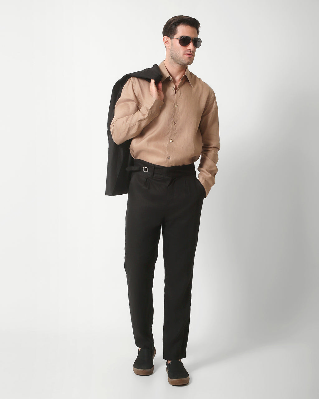 CLASSIC LINEN SHIRT - TAN